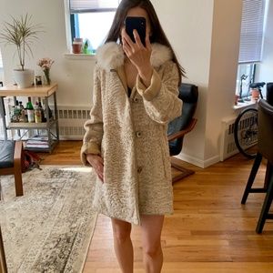 Feraud Paris Hooded Fur Coat - Lamb & Fox